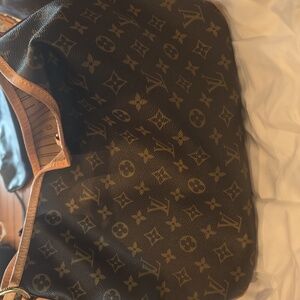 Louis Vuitton purse